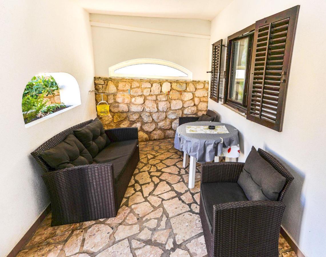 Apartments Jadran Pag Town Bagian luar foto