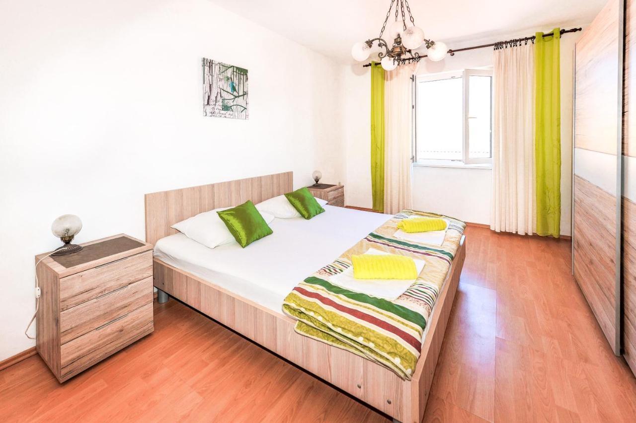 Apartments Jadran Pag Town Bagian luar foto