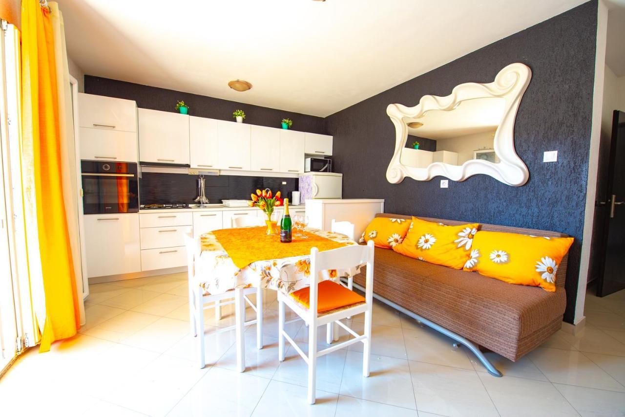 Apartments Jadran Pag Town Bagian luar foto