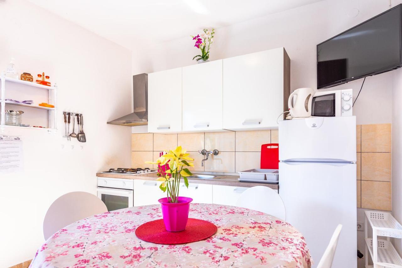 Apartments Jadran Pag Town Bagian luar foto