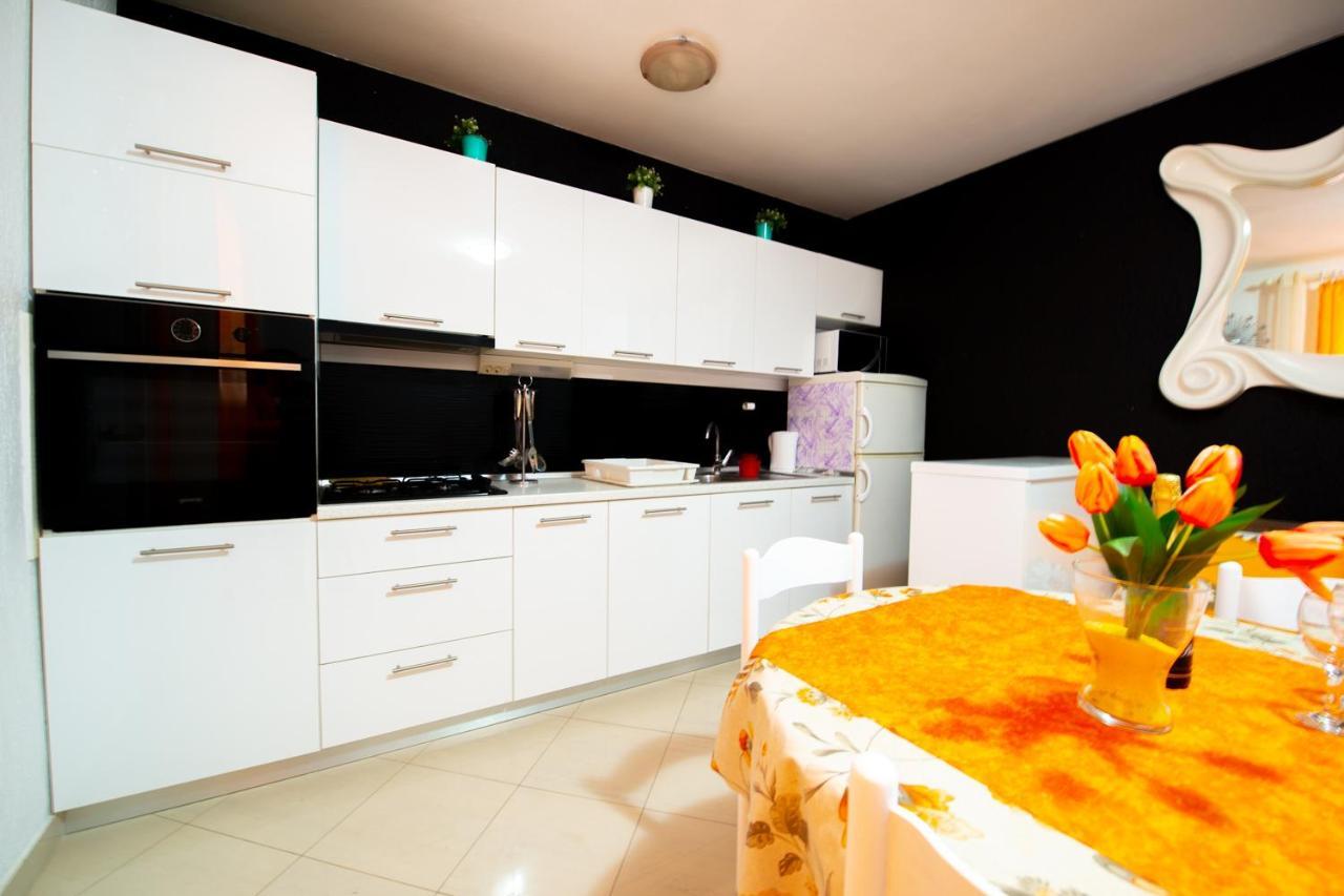 Apartments Jadran Pag Town Bagian luar foto