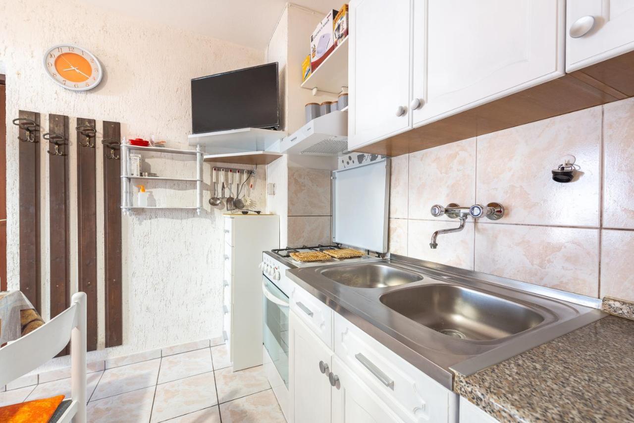 Apartments Jadran Pag Town Bagian luar foto