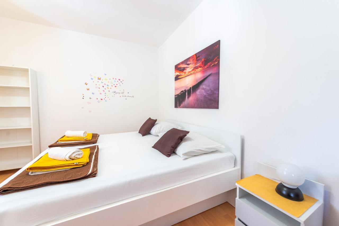 Apartments Jadran Pag Town Bagian luar foto